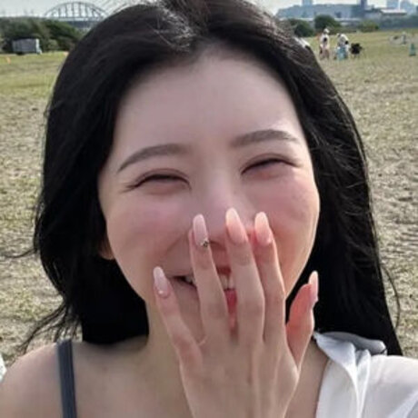 emmatanakirl 裸の女優 写真