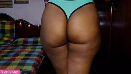 AutumnRene ヌードモデル 写真