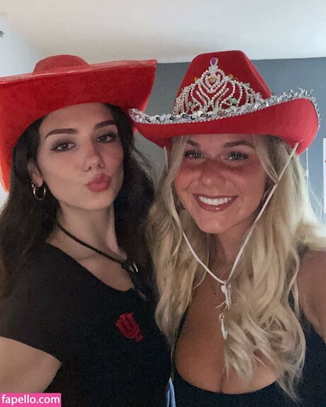 Lydia Feiler ポルノスター トップ 画像