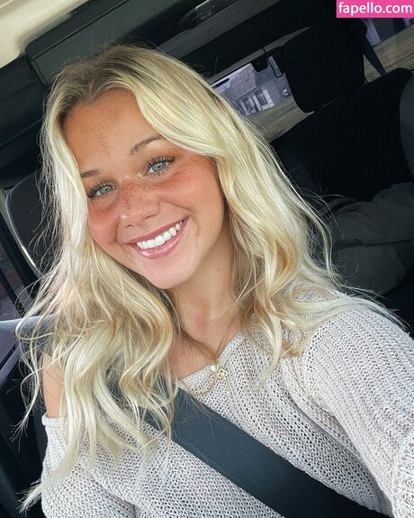 Lydia Feiler 女優 写真