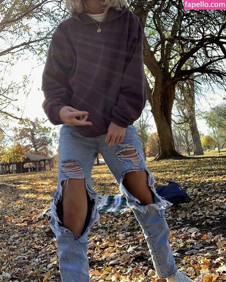 Lydia Feiler かわいいスター ギャラリー