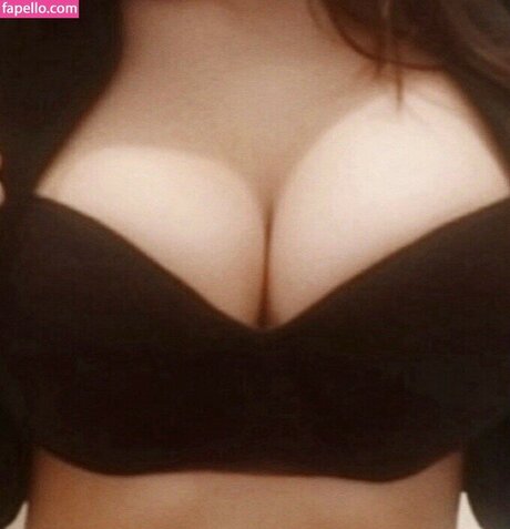 LolaPinky ヌード女優 画像