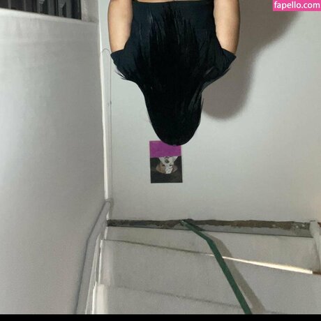 エモな痴女オンリーファンズ 無料ポルノ 画像