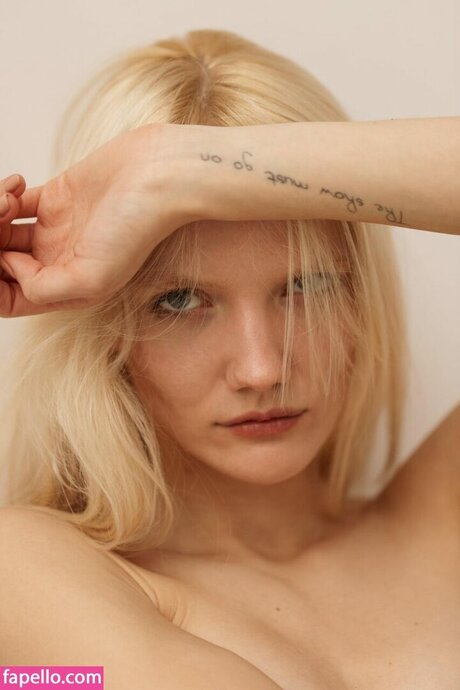 フィリピン人オンリーファンズ セクシー裸 画像