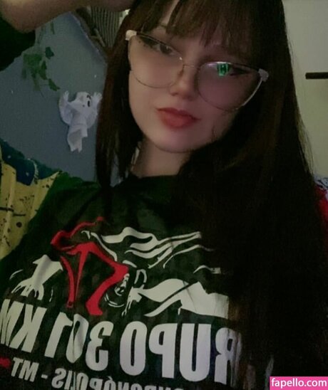 nameluaa ホットなポルノスター 画像