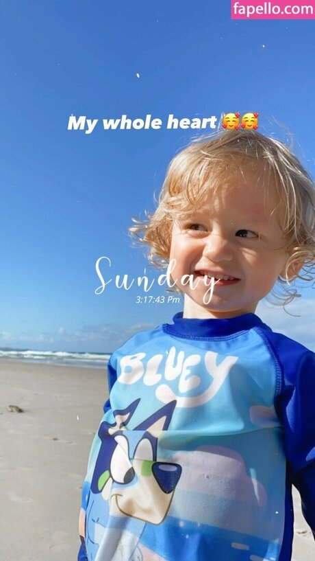 Pearl Farley 裸のポルノスター 画像