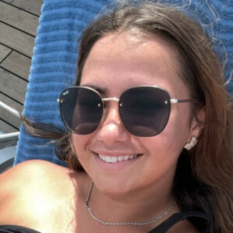 バン・オンリーファンズ HD 画像