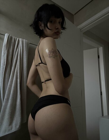 Cincingss xxxモデル 画像