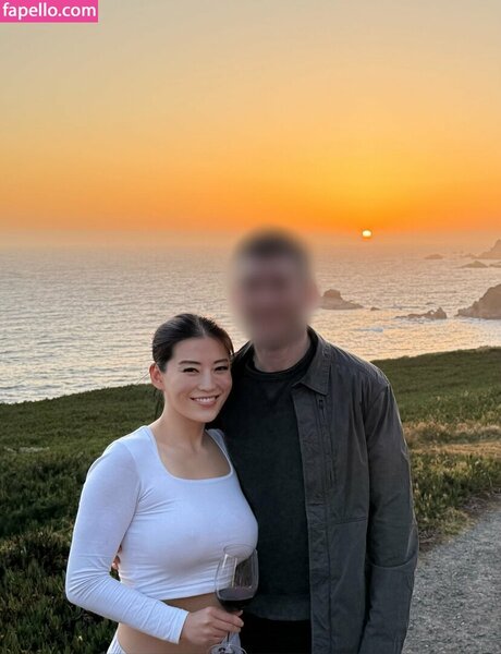 Mialeenyc ポルノスター アート 画像