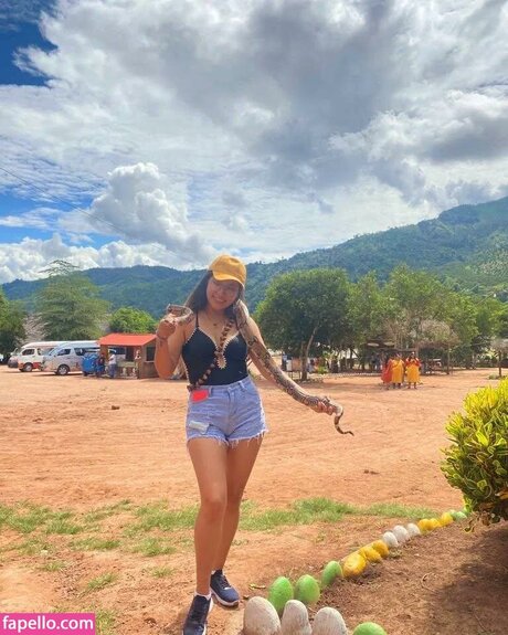 Corayma Eliana セクシーなポルノスター ギャラリー