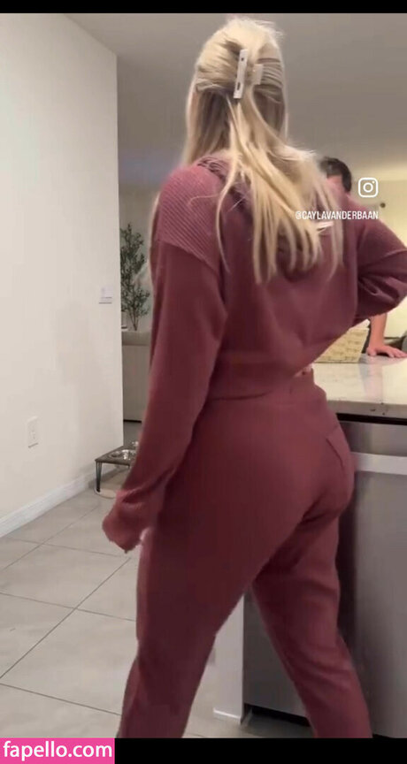 尖ったおっぱいオンリーファンズ 無料セックス 画像