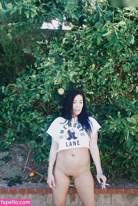 London Keyes ヌードのポルノスター 画像