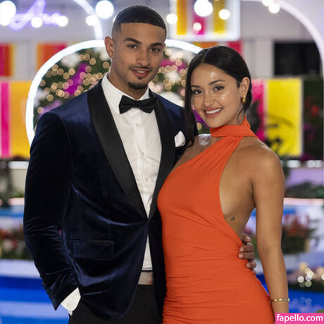 Leah Kateb アダルトスター 写真