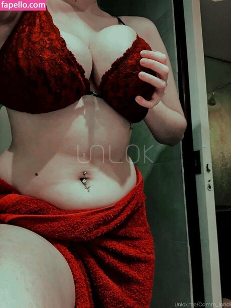 Camilandi ポルノスター HD 写真