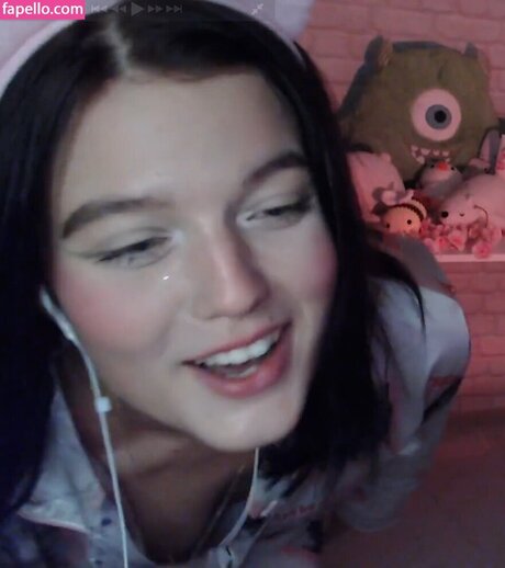 lalipinkcheeks 高品質女優 画像