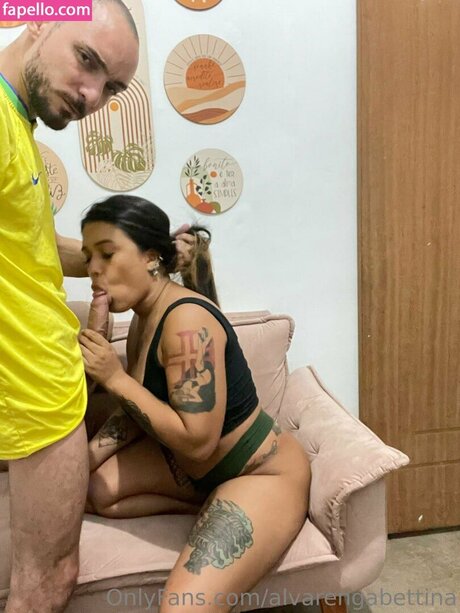 Bettina Alvarenga ポルノスター 可愛い 写真