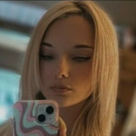 Kelly Lyn 高品質モデル 写真