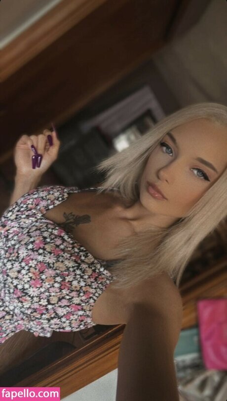 Kelly Lyn トップモデル 画像