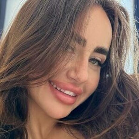 中出しプリンセスオンリーファンズ ホットセックス 写真