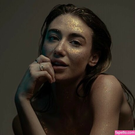 Kamilla Kowal ホットなモデル 写真