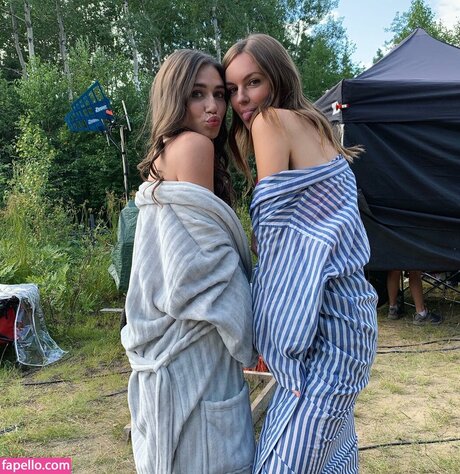 Kamilla Kowal ヌードのポルノスター 写真