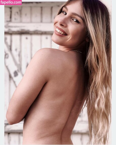 Tslanaxoxo トップポルノスター 画像