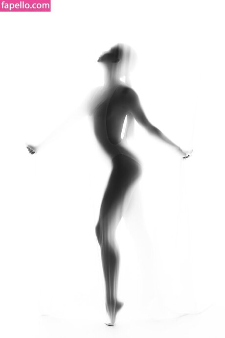 Eva Lee Model ポルノモデル アーカイブ