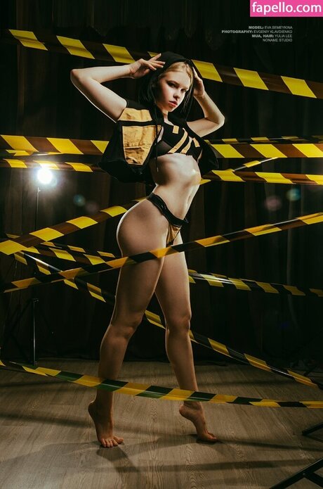 Eva Lee Model トップポルノスター 写真