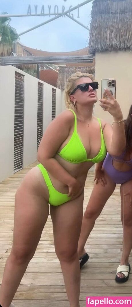 ビーチセックスオンリーファンズ xxx 写真