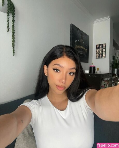 熟女のおっぱいオンリーファンズ 可愛い ギャラリー