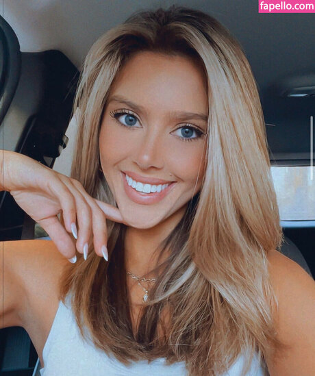 Sydney Segars セックスポルノスター 写真