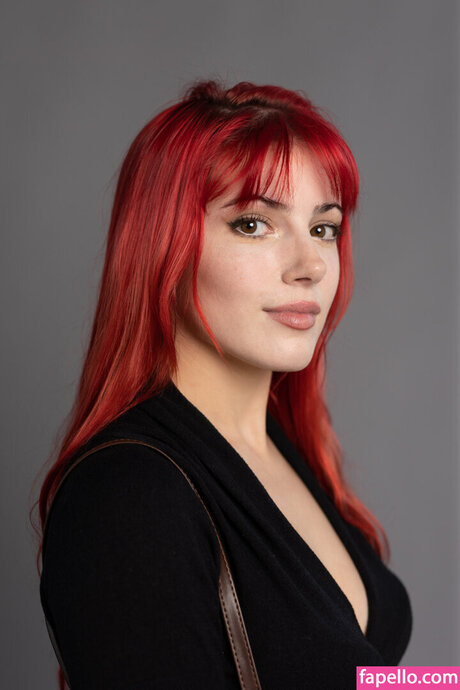 日本の熟女オンリーファンズ 無料ヌード 写真