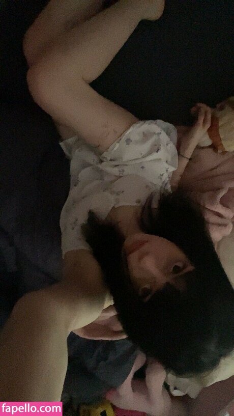 Kiki Evilunicorn24 素敵な女優 写真