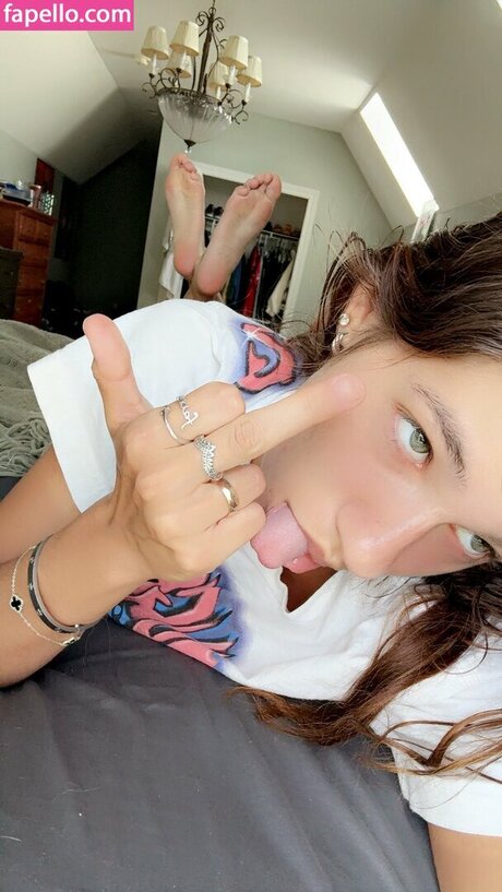 日本の熟女オンリーファンズ アートヌード 画像