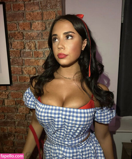 Heather Bowling 裸の女優 写真