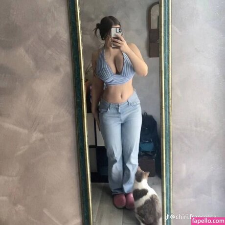 ボディビルダーヌードオンリーファンズ ポルノグラフィック 写真