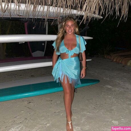 Sophie Williams ヌードスター 写真