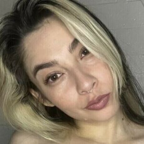 Alanna Castro HDスター 写真