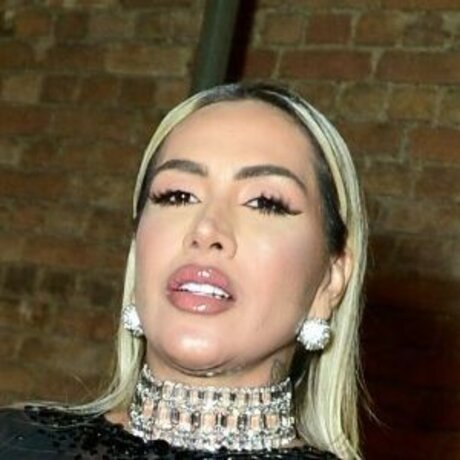 Tretas ヌードモデル ギャラリー