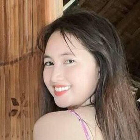 Gemene Fernando 裸のスター 画像