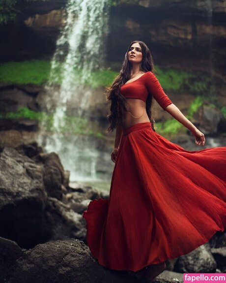 Malavika Mohanan 美しいモデル 写真