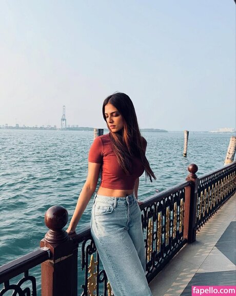 Malavika Mohanan HDスター ギャラリー