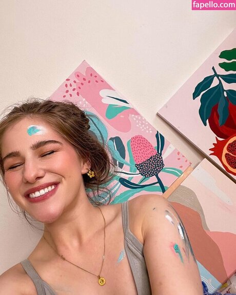 Alaurabidingcitizen ホットなポルノスター 画像