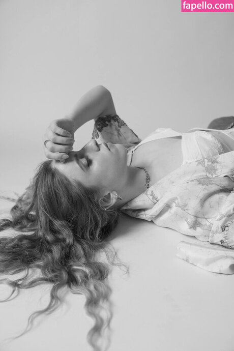 オルタナティブカウガールオンリーファンズ 無料ポルノ ギャラリー