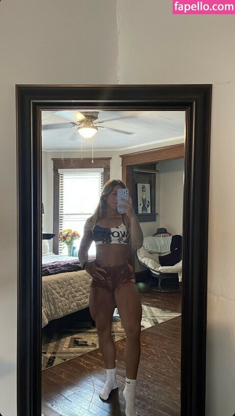 スキニーモデルオンリーファンズ 限定 画像