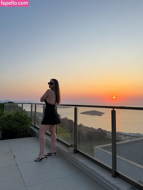 Gamze Ayd n セックススター 画像