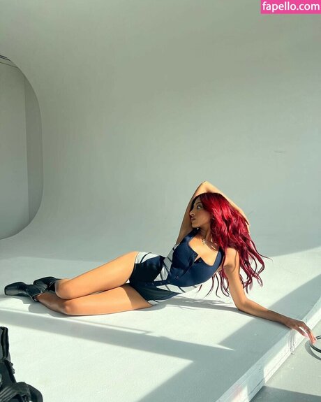 足 熟女 オンリーファンズ ホットセックス 写真