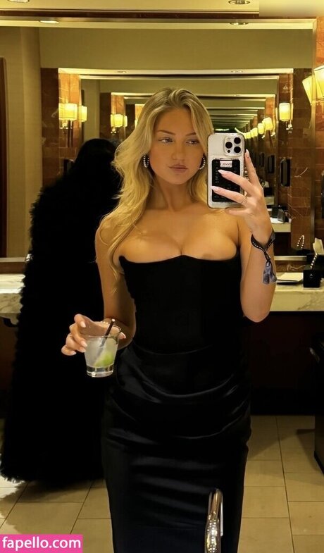 バニー無料オンリーファンズ アダルト 画像