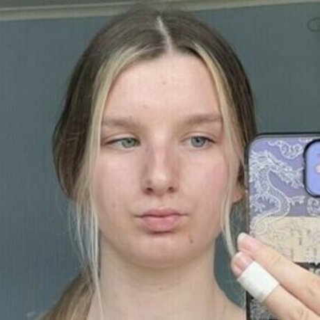 コスプレ ヘンタイ オンリーファンズ トップ 写真