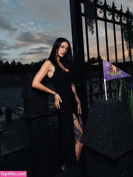 大きなお尻の黒人オンリーファンズ 美しいヌード 画像